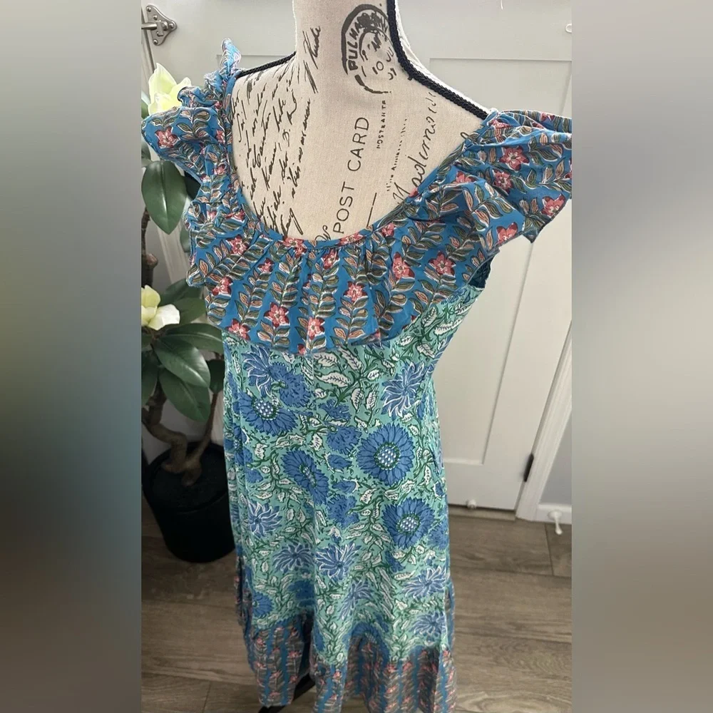 ๐บNWT Cella & Flo Floral Fashion Dress โ Size 4 - Picture 6 of 16